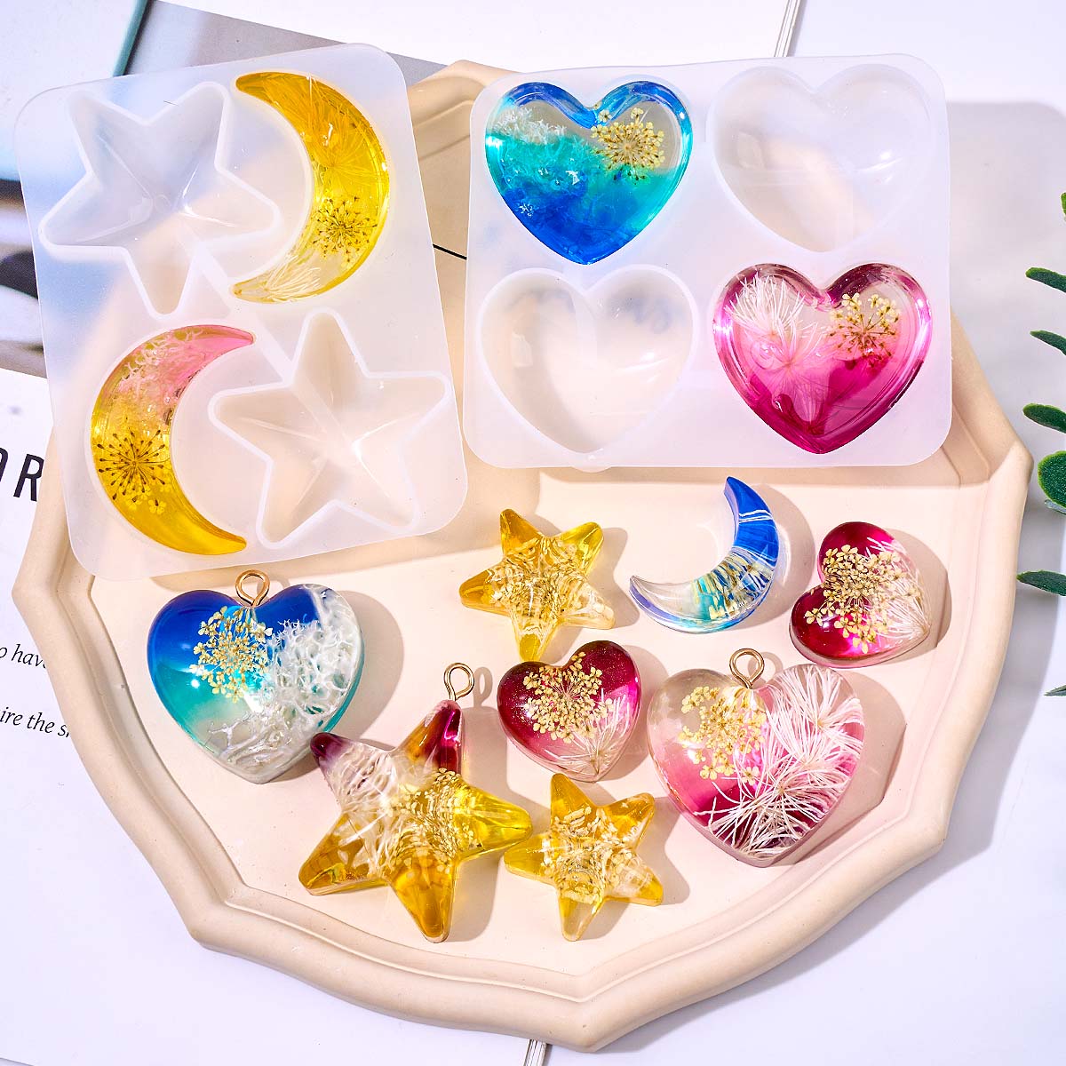 Heart Star Moon Pendant Silico - огляд і ціна Resin Art Letters